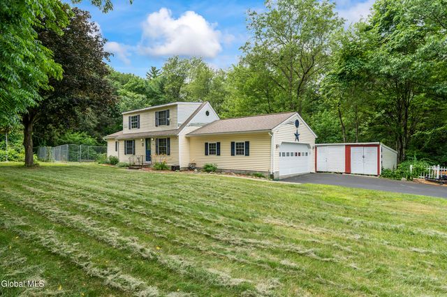 658 Bruno Road, Clifton Park, NY 12065