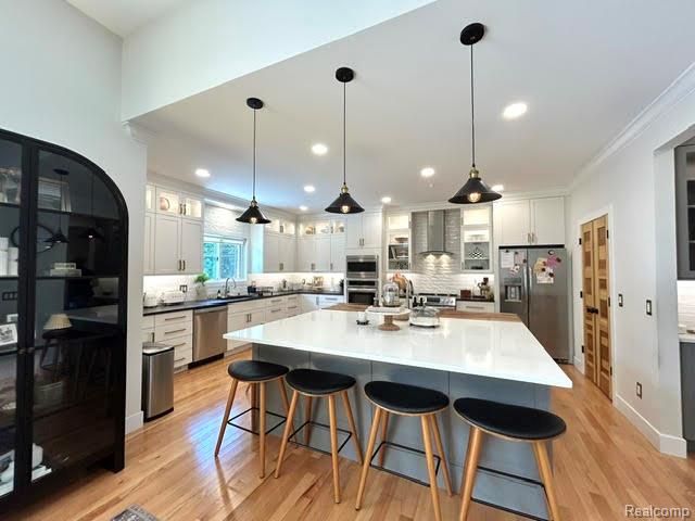 39 Stark Road, Rochester Hills, MI 48307