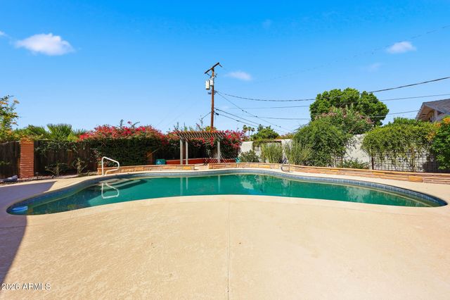 1433 N BEL AIR Drive, Mesa, AZ 85201