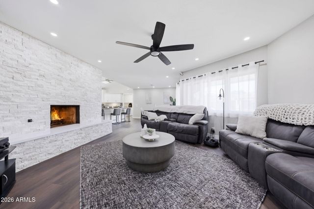 1433 N BEL AIR Drive, Mesa, AZ 85201