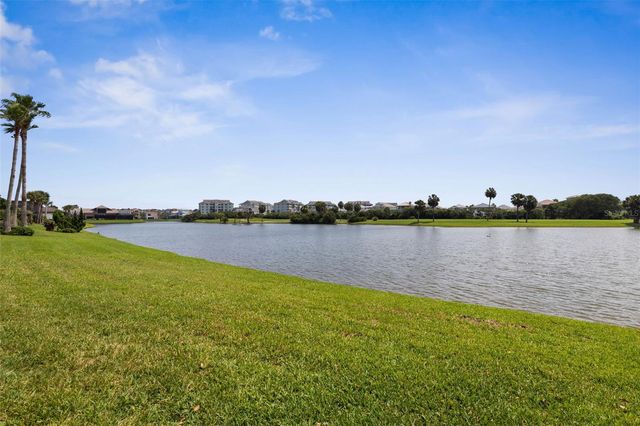 34 KINGFISHER LANE, Palm Coast, FL 32137