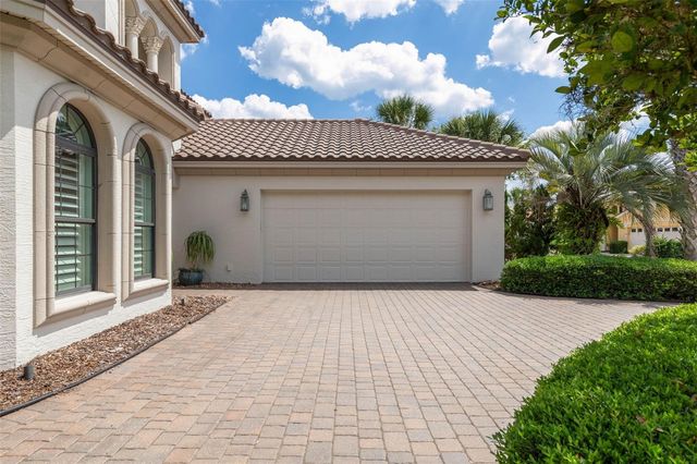 34 KINGFISHER LANE, Palm Coast, FL 32137