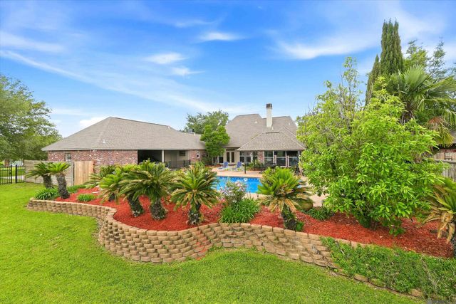 15499 Ryan Avenue, Prairieville, LA 70769