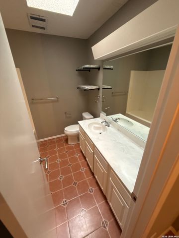 1209 BLUFF CREEK CIR, New Braunfels, TX 78130