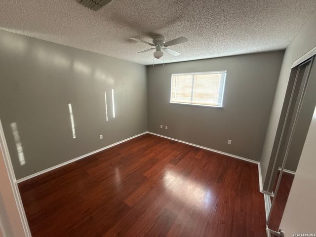 1209 BLUFF CREEK CIR, New Braunfels, TX 78130