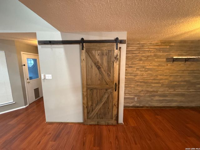 1209 BLUFF CREEK CIR, New Braunfels, TX 78130