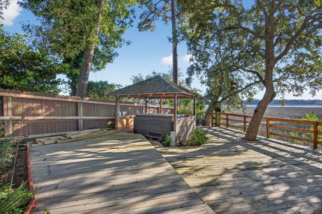 5703 St Angela Drive, North Charleston, SC 29418