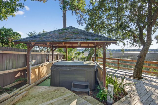 5703 St Angela Drive, North Charleston, SC 29418