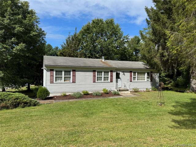 25 Church Street, Wallkill, NY 12589