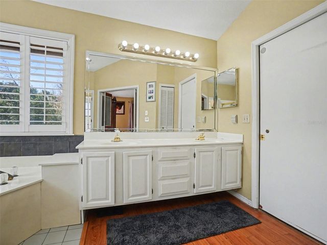 8634 WHISPERING WILLOW COURT, Orlando, FL 32835