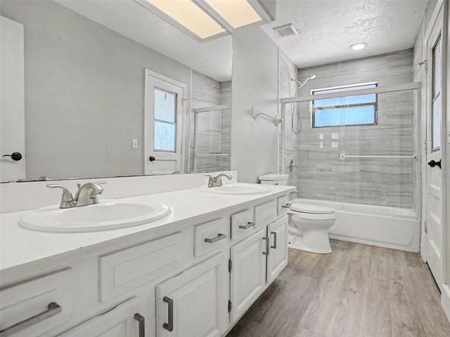 8634 WHISPERING WILLOW COURT, Orlando, FL 32835