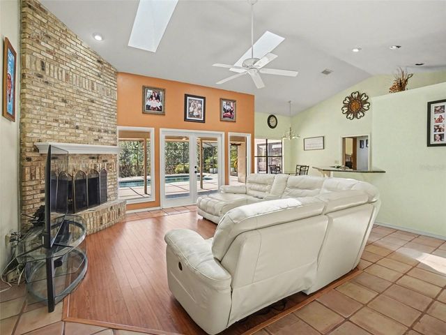 8634 WHISPERING WILLOW COURT, Orlando, FL 32835