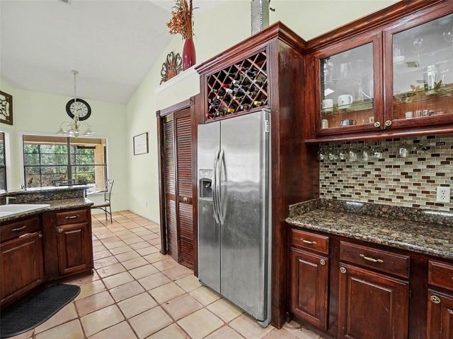 8634 WHISPERING WILLOW COURT, Orlando, FL 32835