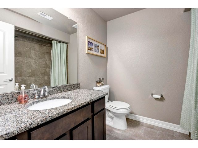 5225 Carmon Dr, Windsor, CO 80550