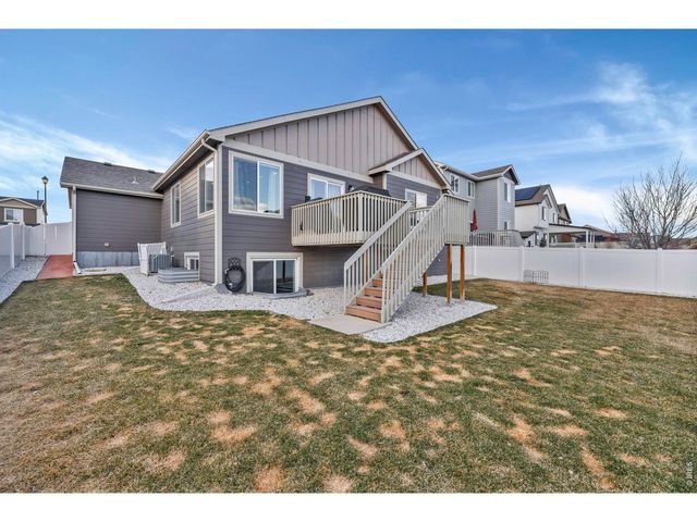 5225 Carmon Dr, Windsor, CO 80550