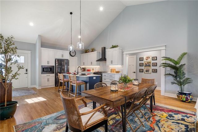 2110 Chateau Place, Raymore, MO 64083