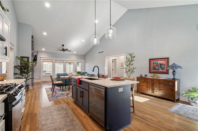 2110 Chateau Place, Raymore, MO 64083