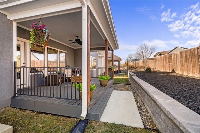 2110 Chateau Place, Raymore, MO 64083