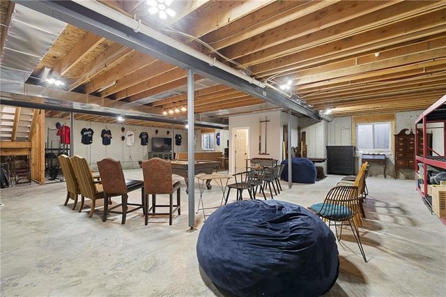 2110 Chateau Place, Raymore, MO 64083