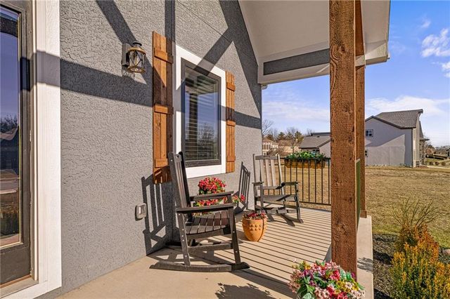 2110 Chateau Place, Raymore, MO 64083