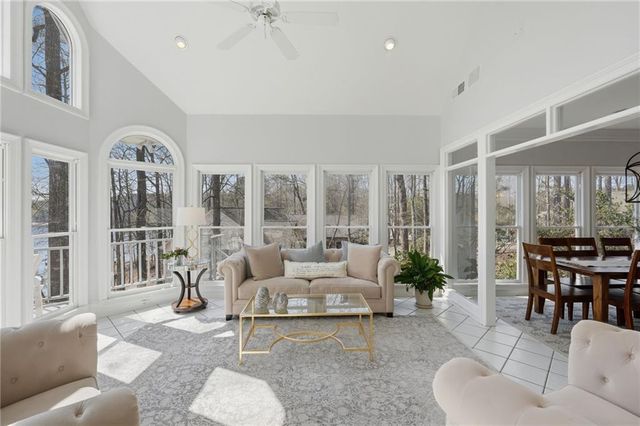 9155 Bay Pointe Drive, Gainesville, GA 30506