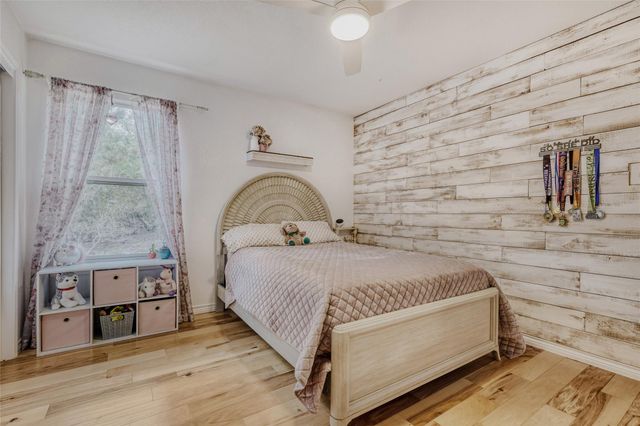 211 Creekwood CT, Spring Branch, TX 78070