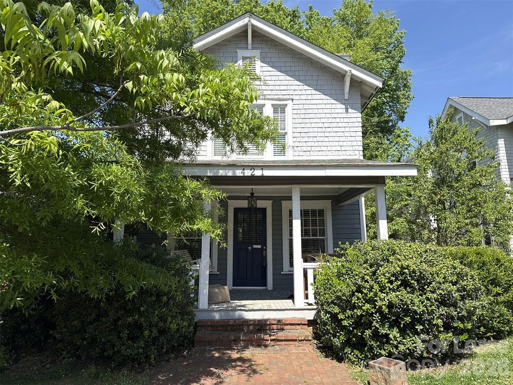 421 Hawthorne Lane, Charlotte, NC 28204