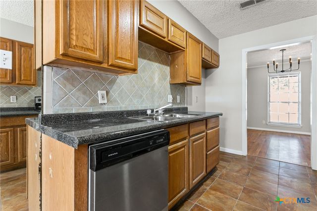 1813 Bundrant Drive, Killeen, TX 76543