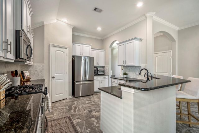 22635 Miramar Bend Drive, Tomball, TX 77375