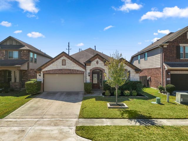 22635 Miramar Bend Drive, Tomball, TX 77375