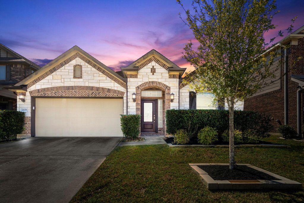 22635 Miramar Bend Drive, Tomball, TX 77375