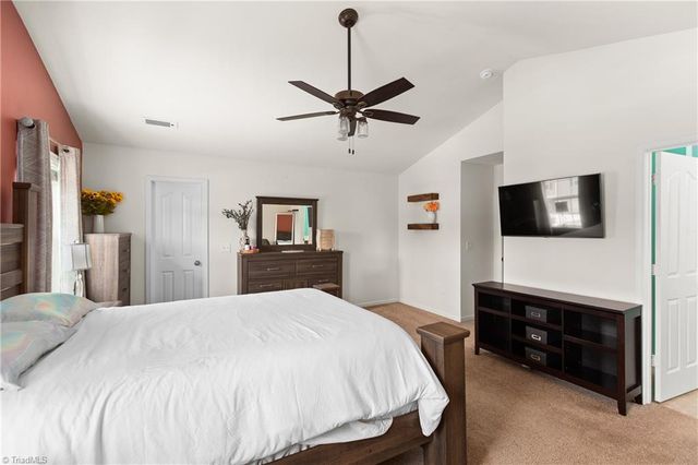 1671 Carthage Lane, High Point, NC 27260