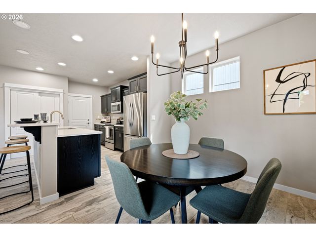 3034 GUADALUPE Way, Eugene, OR 97408