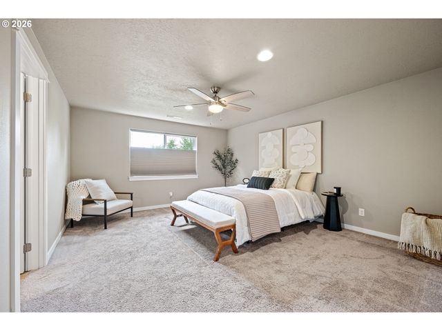 3034 GUADALUPE Way, Eugene, OR 97408