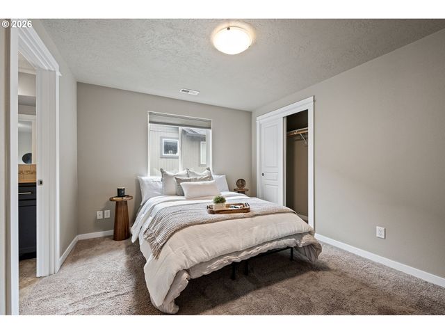 3034 GUADALUPE Way, Eugene, OR 97408