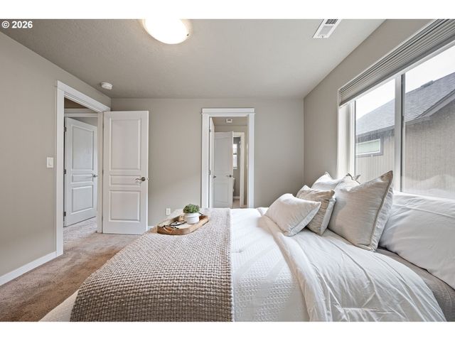 3034 GUADALUPE Way, Eugene, OR 97408