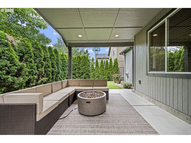 3034 GUADALUPE Way, Eugene, OR 97408