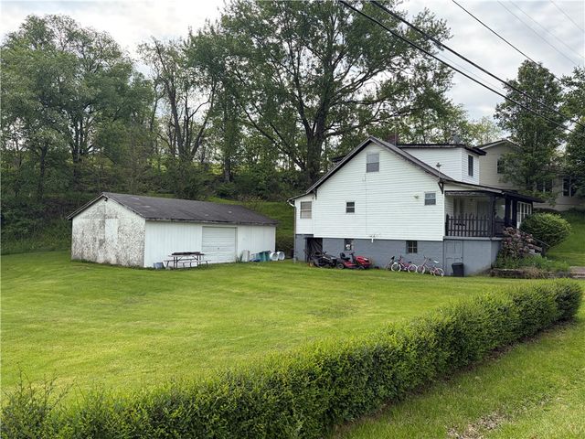 420 Old Plank, South Franklin, PA 15301