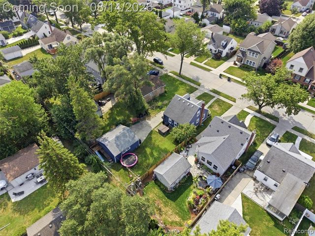 2056 Cambridge Road, Berkley, MI 48072