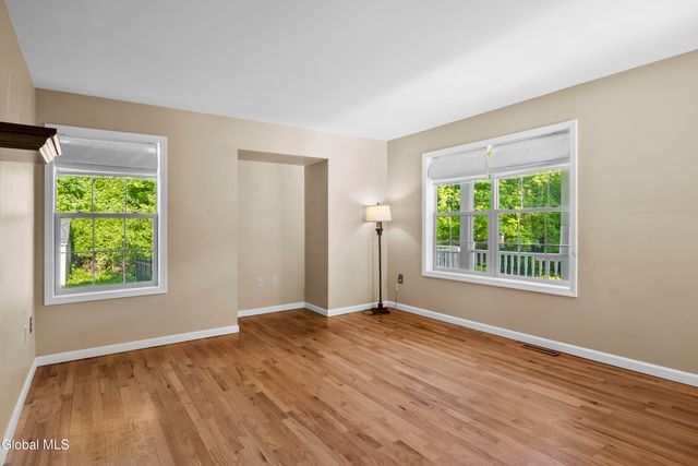 206 N Lake Avenue, Brunswick, NY 12180