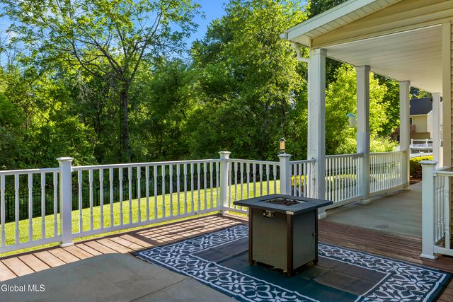 206 N Lake Avenue, Brunswick, NY 12180