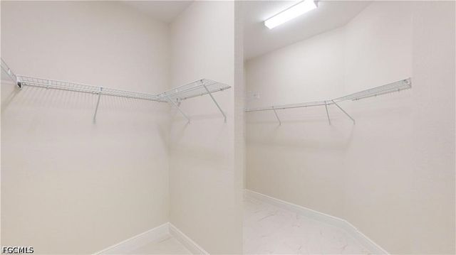 2809 Cape Coral PKWY W, Cape Coral, FL 33914