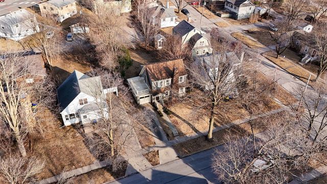 618 Dearborn Street, Iowa City, IA 52240