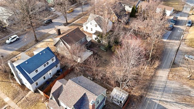 618 Dearborn Street, Iowa City, IA 52240