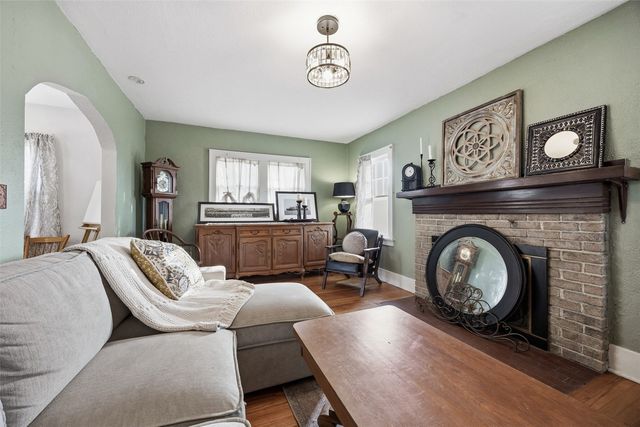 618 Dearborn Street, Iowa City, IA 52240