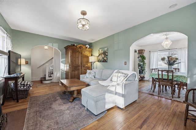 618 Dearborn Street, Iowa City, IA 52240