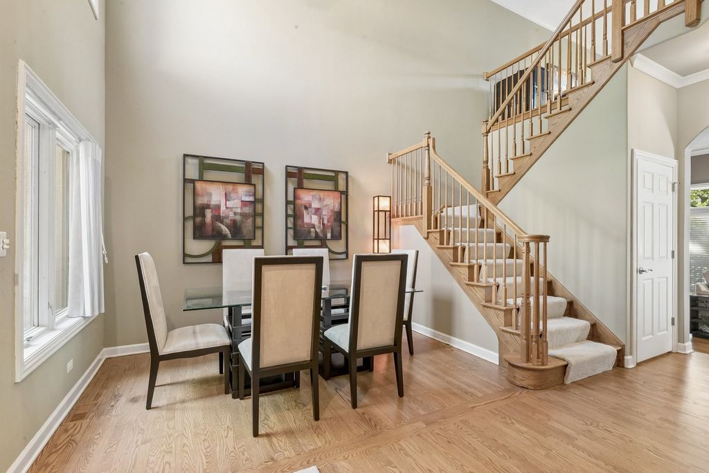 876 N MAPLE Avenue, Palatine, IL 60067 — photo 2