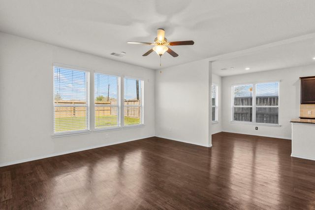 506 Waterside Ridge Lane, La Marque, TX 77568