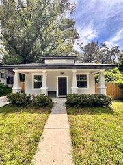 8003 N ALASKA STREET, Tampa, FL 33604