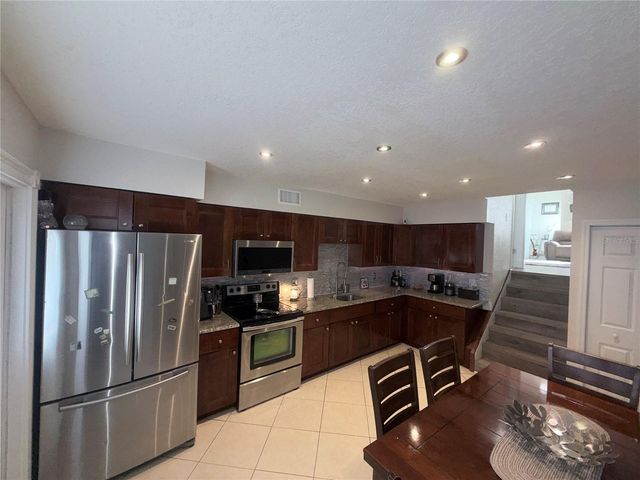 7321 JACKSON SPRINGS ROAD, Tampa, FL 33634